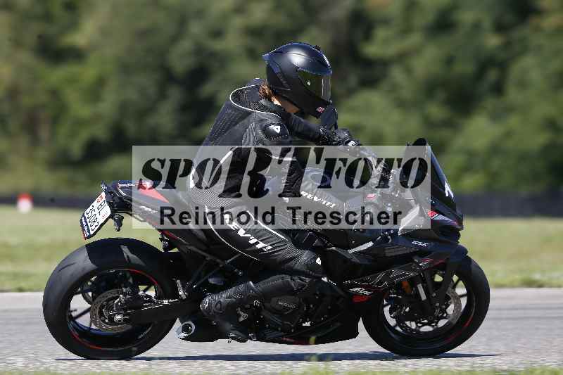 /Archiv-2025/42 07.08.2025 Peter Studer Girls Day ADR/Gruppe pink/13